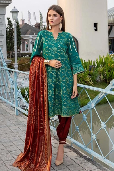 Asian Trends | ANUM by Alzohaib Three Peace Printed Lawn